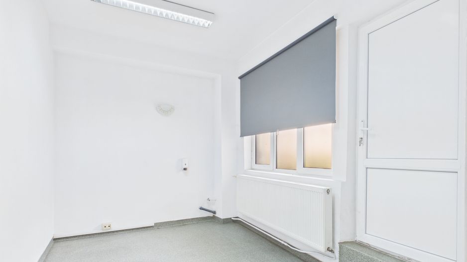 Clădire de 560 mp utili ~20 încăperi | Configurație medicală - Poză 12