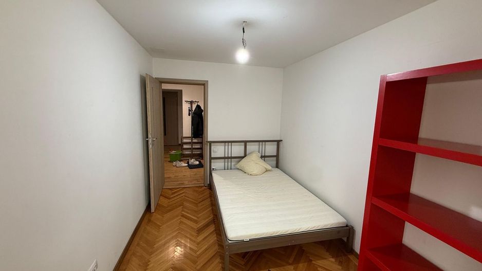 Apartament 4 camere decomandat, metrou 3 min, etaj 4/4, zonă liniștită Titan - Poză 5