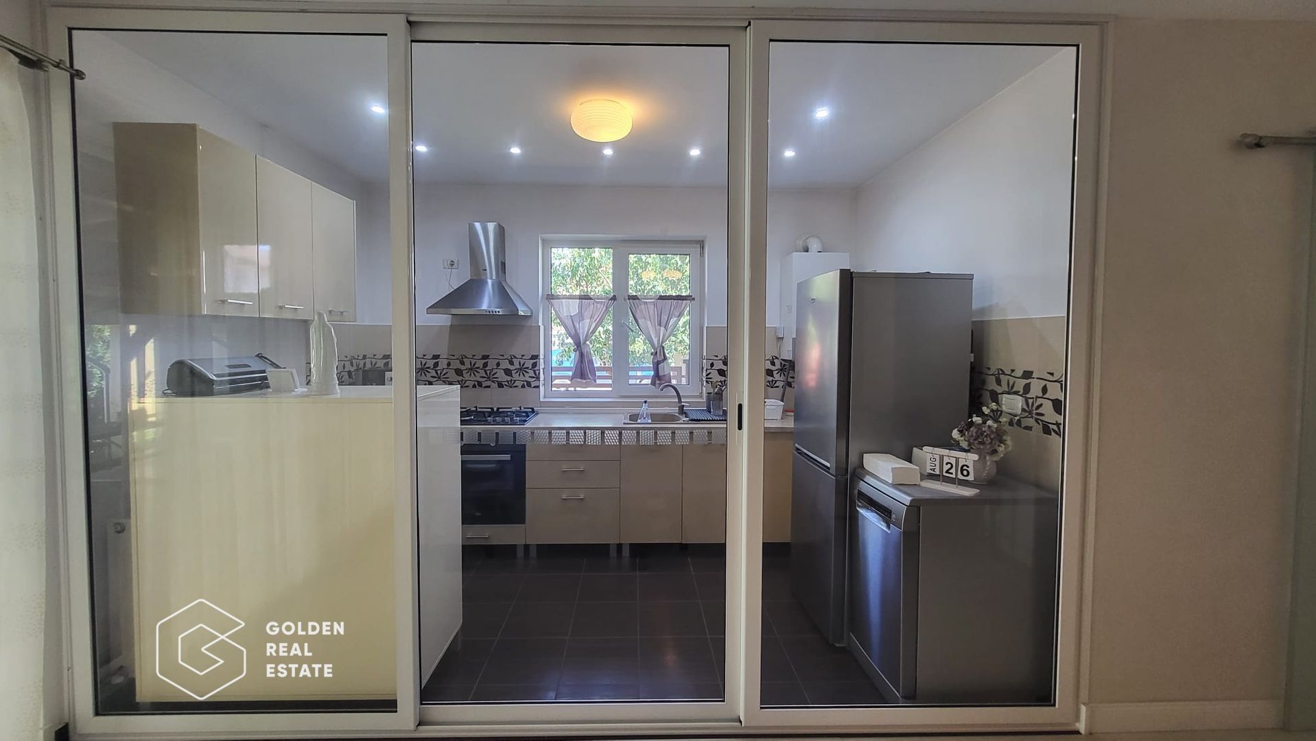 Casa pe parter in Chisoda, liniste, confort si acces facil catre Timisoara - Poză 5