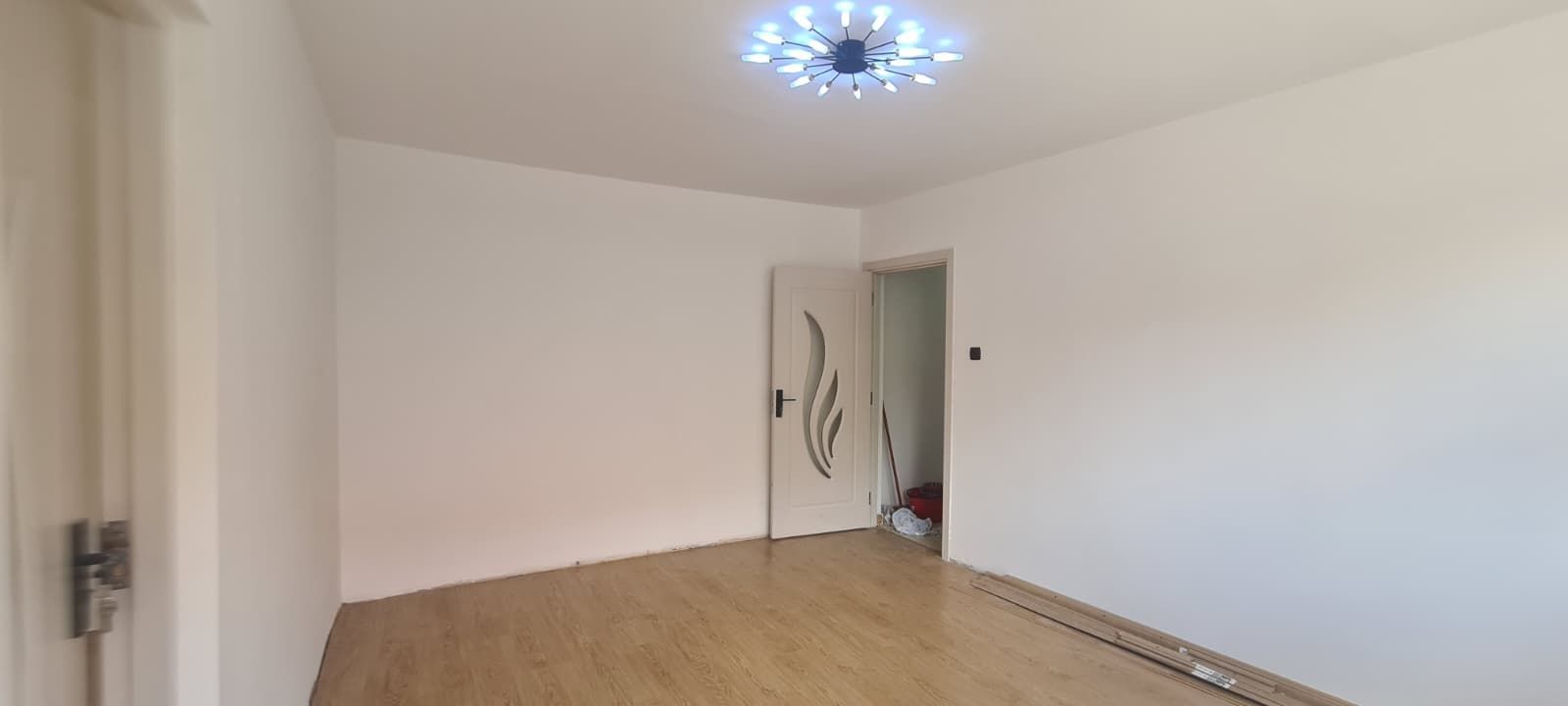 Apartament 2 camere 40 mp parter - locuinta sau spatiu comercial! - Poză 3