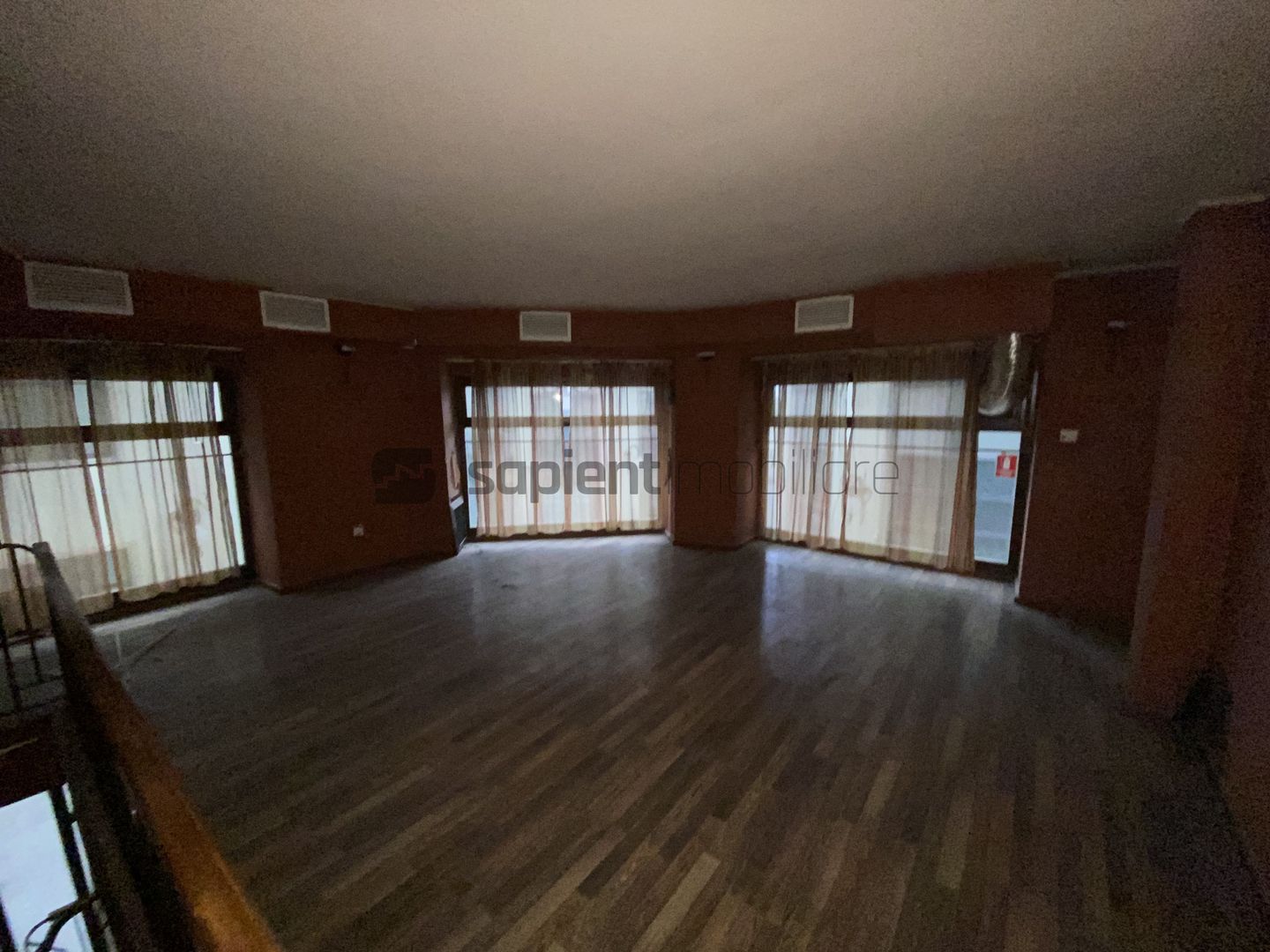 Sapient | Spațiu comercial în Pasajul Vulturul Negru - Poză 5