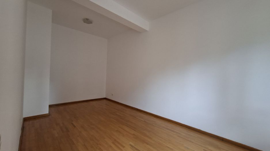 Vilă luminoasă I Gradina mare si loc de joacă privat I Iancu Nicolae - Poză 22