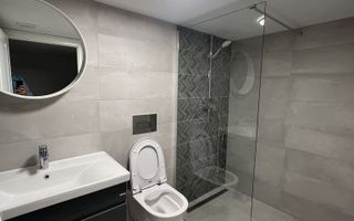 Casă spațioasă și complet renovată – ideală pentru locuință sau activi - Poză 7