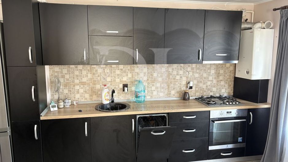 Apartament cu 3 camere -zona Terra Floresti - Poză 7