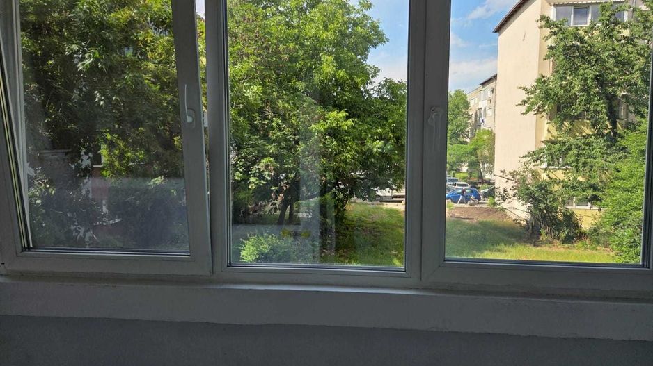 Spitalul Județean | 3 Camere Decomandate | Etaj 1 | Centrală Proprie | Renovat - Poză 4