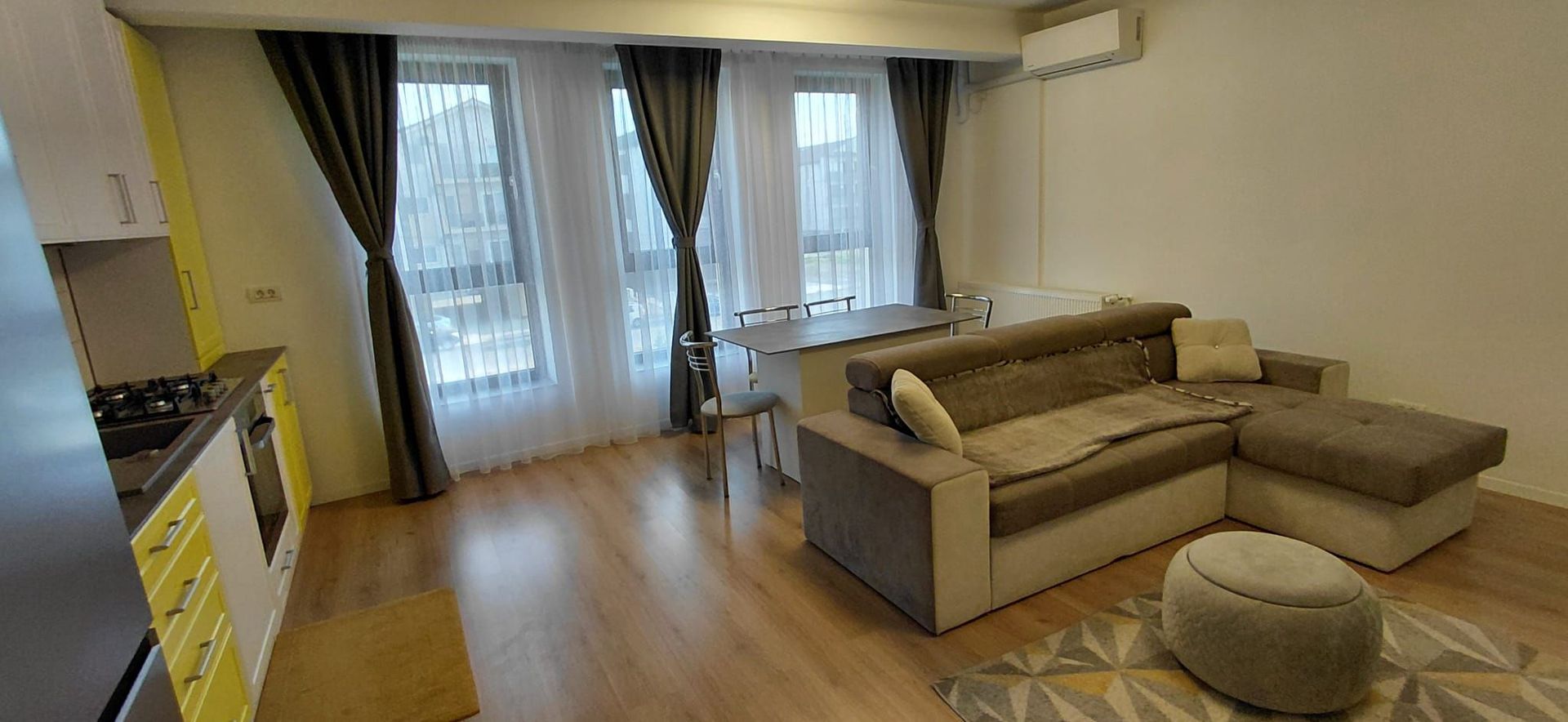 APARTAMENT GIROC, 3 CAMERE, ETAJ 2 - Poză 3