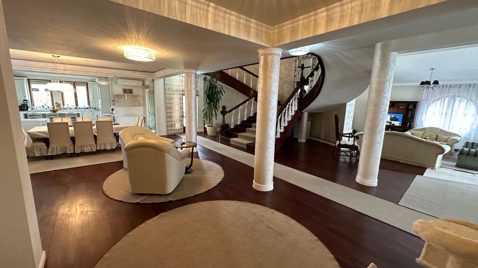 Casa la artera pretabilă Clinica medicala / birouri - Poză 6