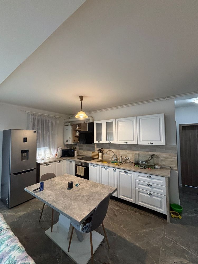 Giroc | 2 Camere | Curte proprie | Mobilat si Utilat | Loc de parcare - Poză 1