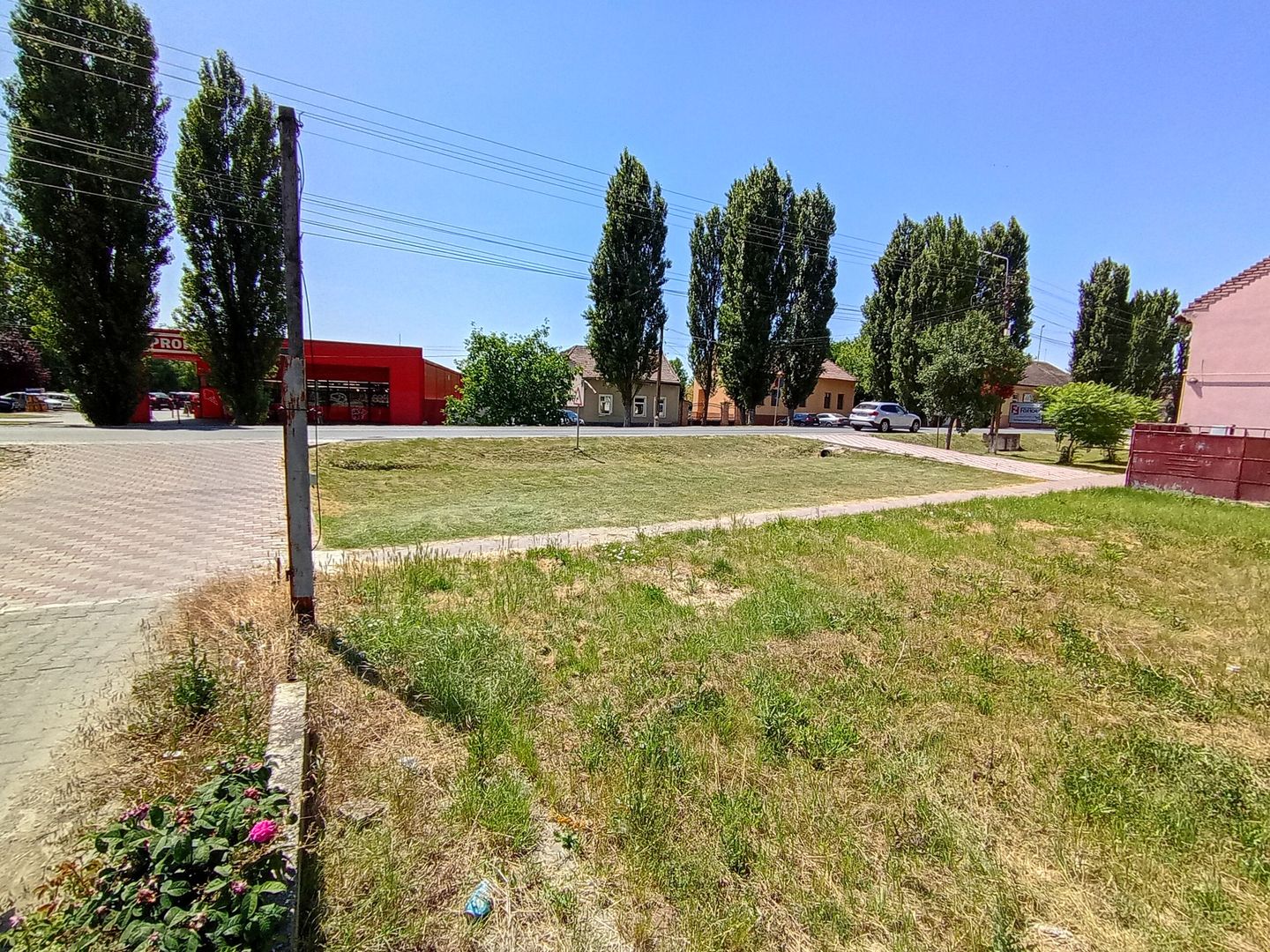 Sanandrei Teren Intravilan In Centru Comunei Pretabil Investie Spatiu Comercial - Poză 1