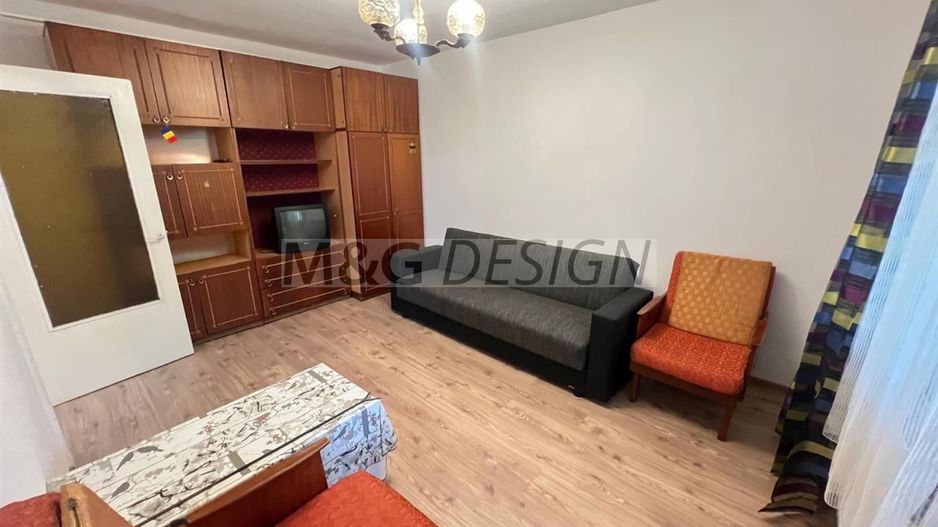 Garsoniera confort 1 etaj 2 zona Badea Cartan - Poză 1