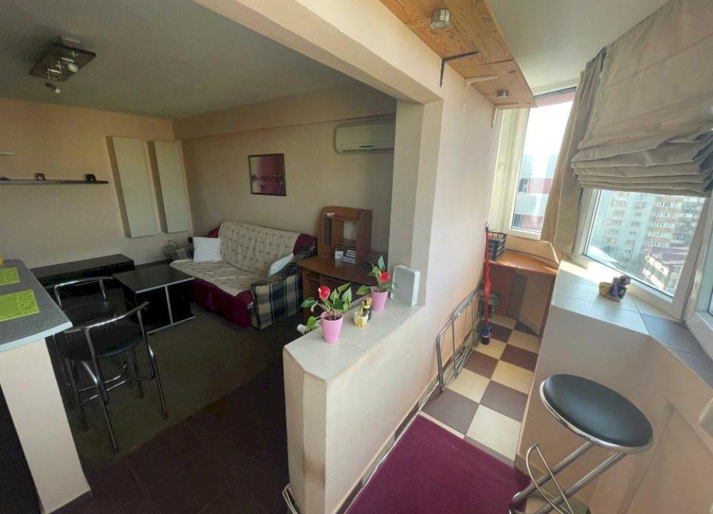 Vanzare Garsoniera transformata in  2 camere , Parcul Sebastian, 13 Septembrie - Poză 2