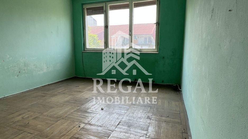 Apartament cu 2 camere, Micro 4 – Etaj 4/4 - Poză 2