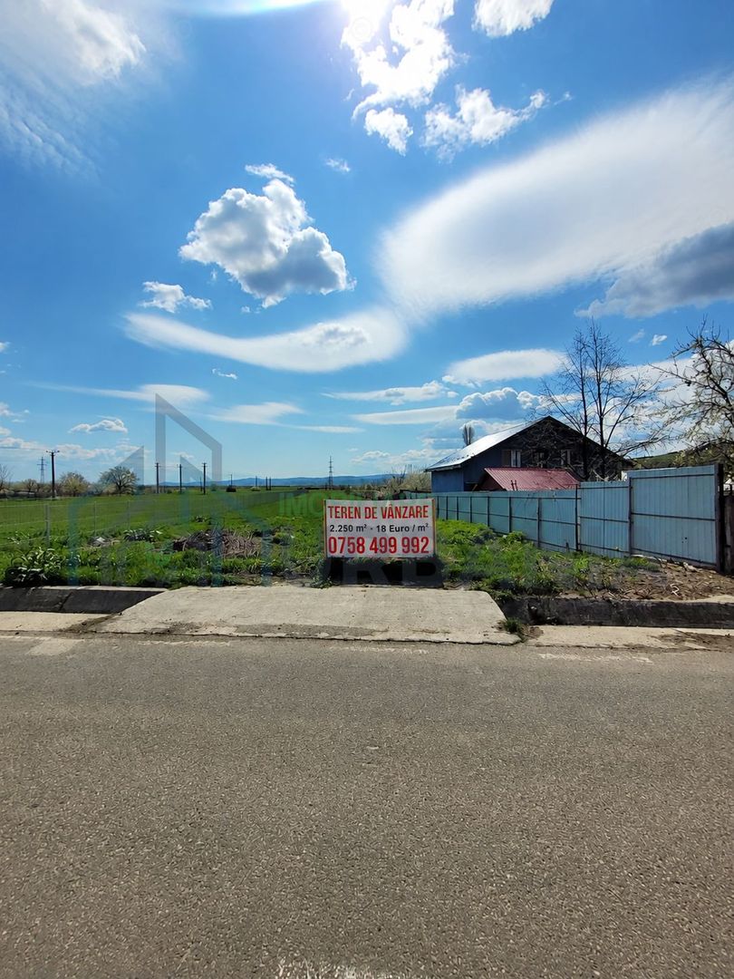 Teren intravilan de 2250 mp în satul Osoi, Comuna Comarna, Iași – ideal pentru construcție sau investiție - Poză 1