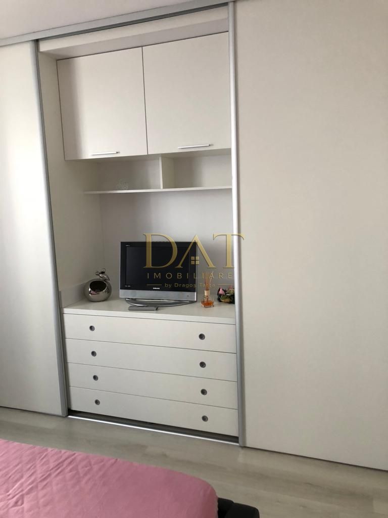 Vind apartament 3 camere zona Vivo - Poză 3