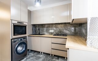 Chirie, casă, 3 nivele, 5 camere, strada Cantinei, Durlești - Poză 4