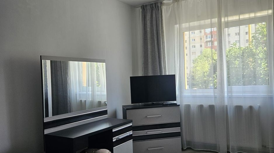 Spitalul Judetean apartament doua camere - Poză 9