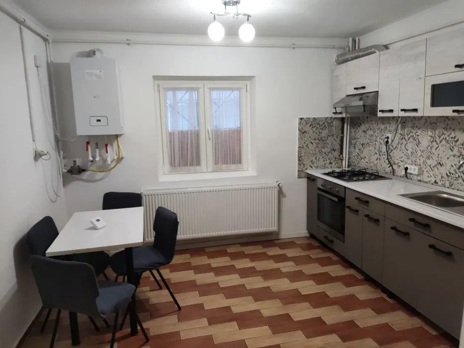 AP. 3 CAMERE GORJULUI, LOC PARCARE, BOXA SUBSOL, CENTRALA TERMICA - Poză 6