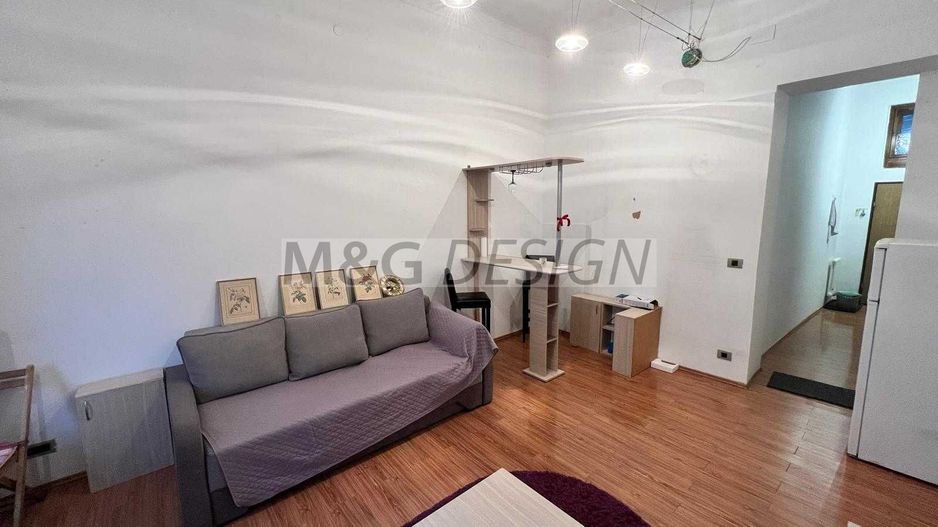 Apart 1 camera ultracentral  cladire istorica - Poză 1