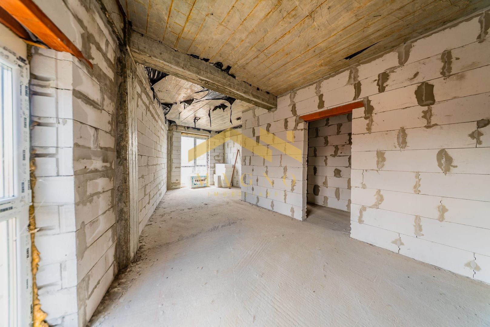 Bloc cu 12 Apartamente si Hala Industriala-Oferta Speciala/Sannicolau - Poză 34