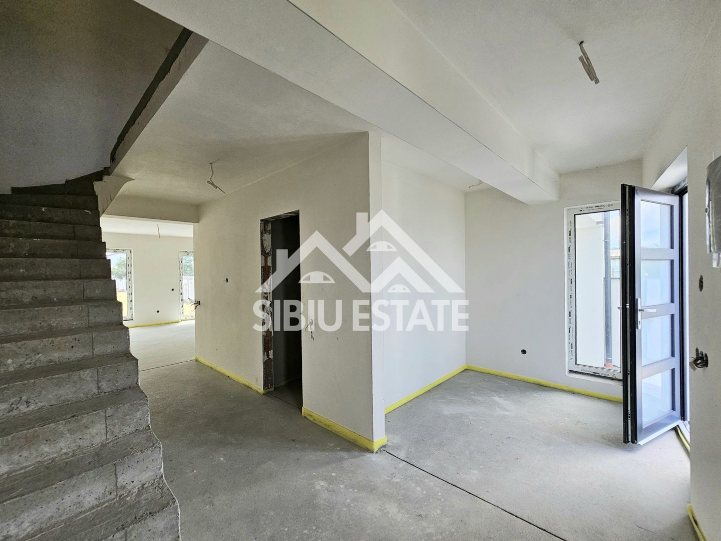 Casa Sibiu, confort nou, teren 600 mp - Poză 21