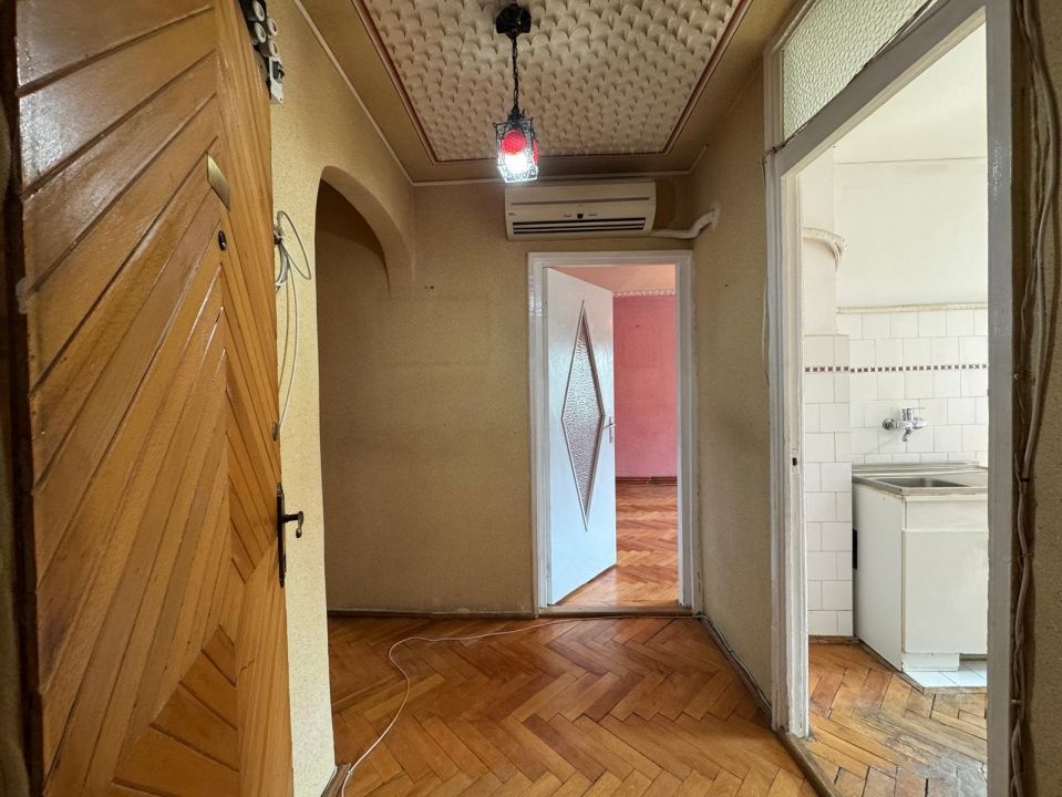 Apartament 3 camere decomandat, 56 mp utili, etaj 2 – zona Torontalului - Poză 3