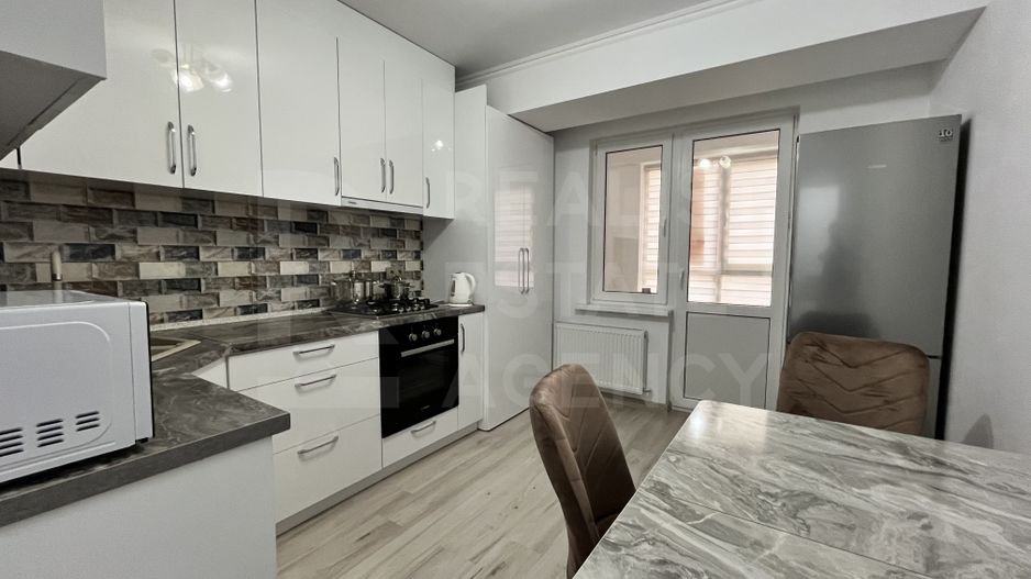 Chirie, apartament, 1 cameră + living, str. Nicolae Testemițanu, Centr - Poză 1