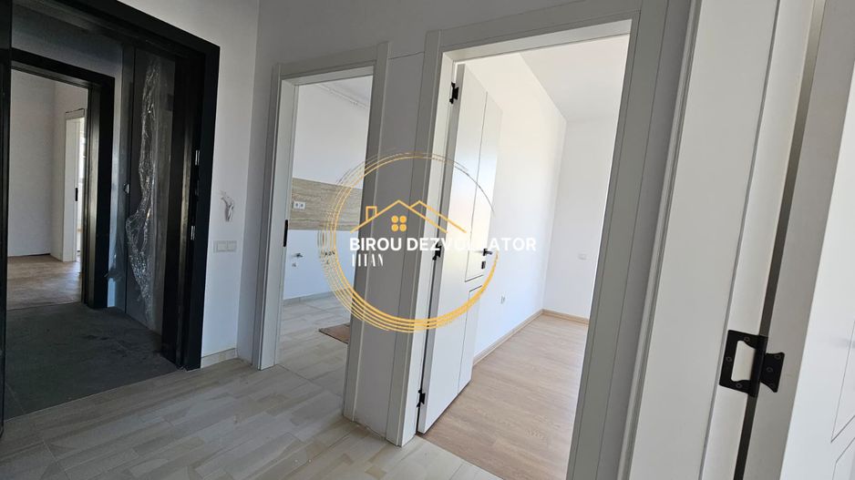 Decomandat parcare bonus Finisaje moderne STB Parc Metrou Teclu Titan - Poză 3
