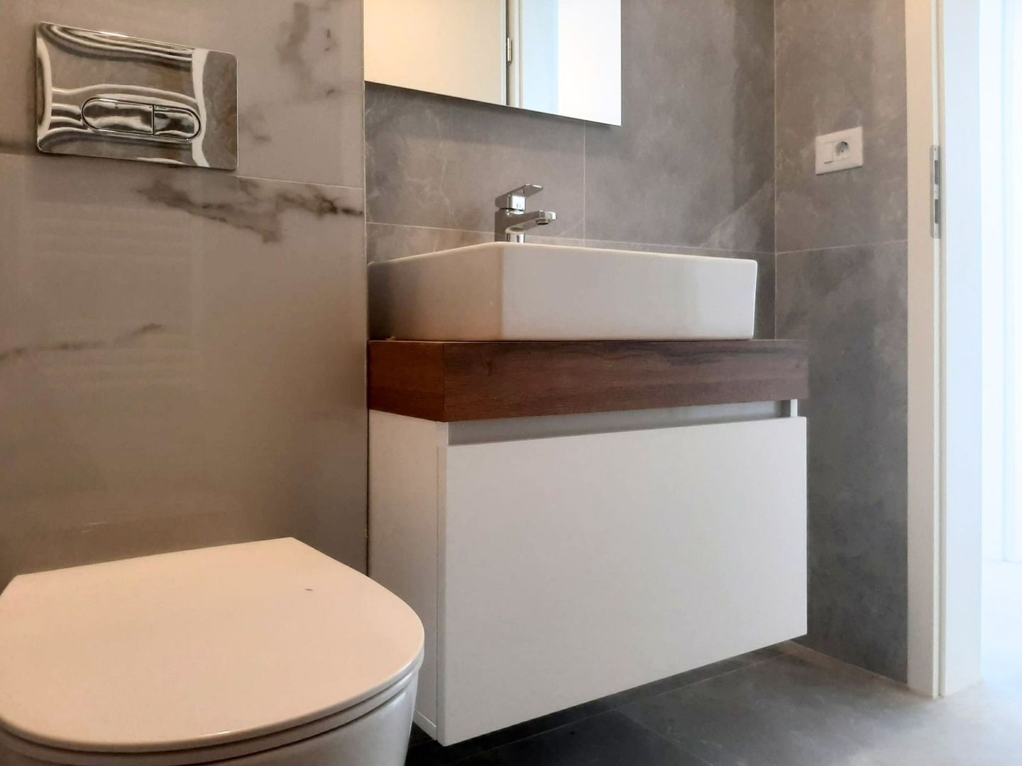Un Apartament Pentru O Viață Bună  Coresi  2025 - Poză 29