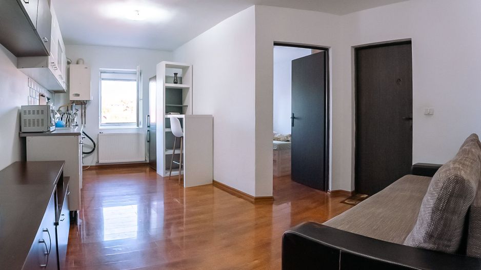 Apartament cu 2 camere Pârneava - Poză 1