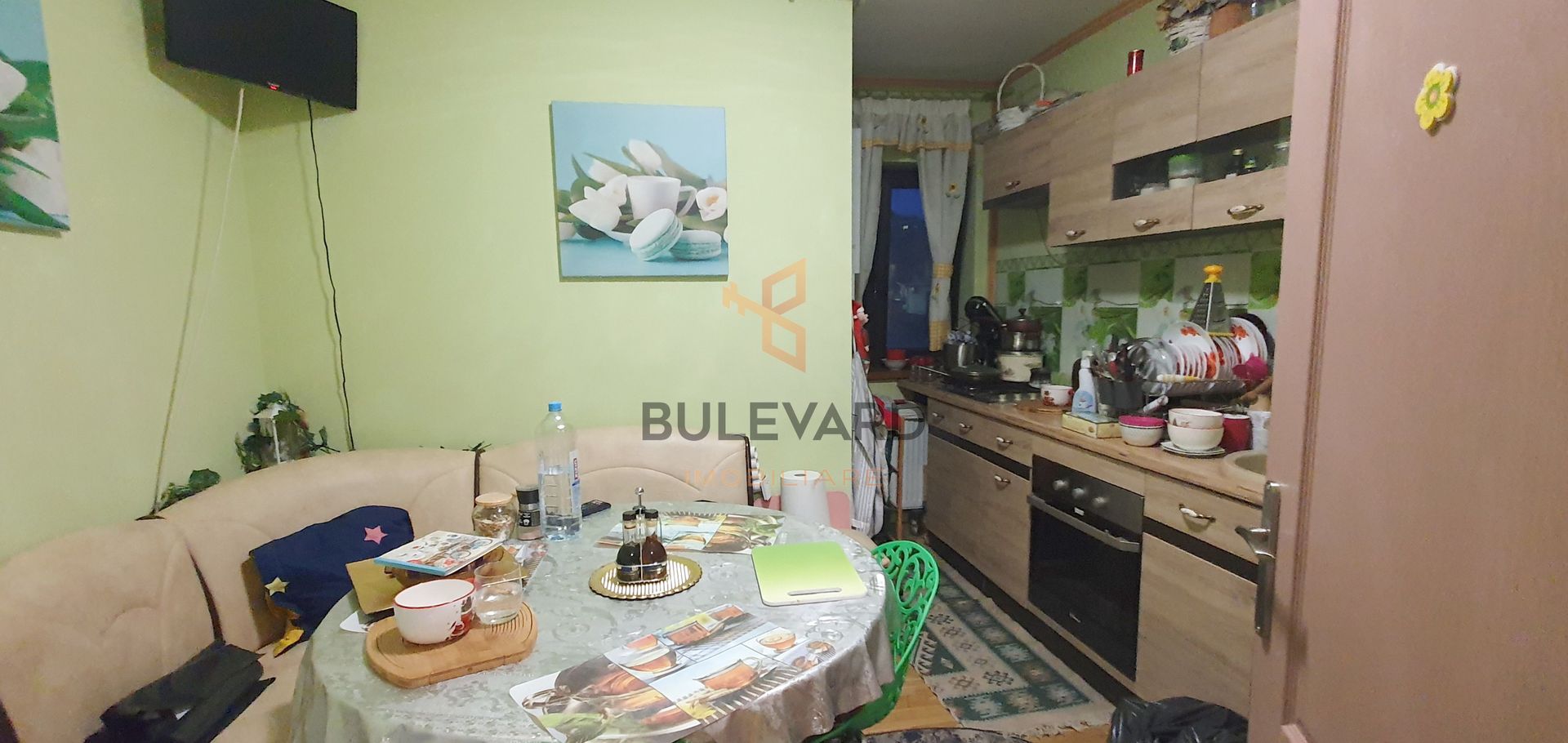 Apartament cu 2 camere decomandate, zona strazii Eroilor! - Poză 4