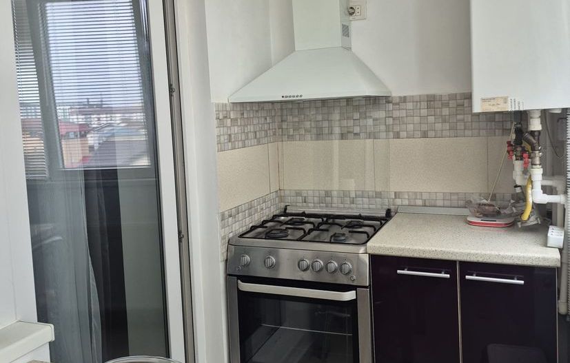 Apartament cu 2 camere si loc de parcare inclus - Poză 9