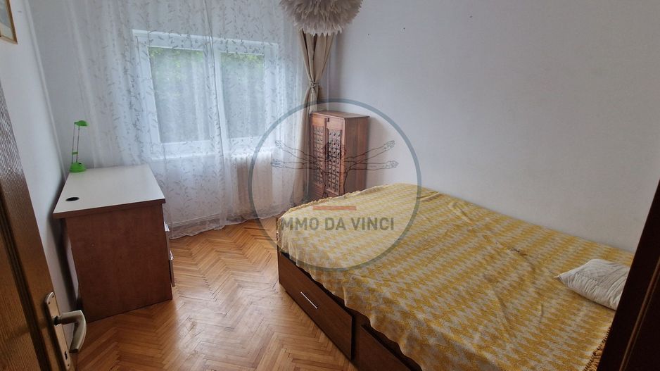 Apartament cu 4 camere decomandate pe Bulevardul Titulescu - Poză 4