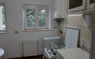 Garsoniera decomandata, mobilata si utilata - Poză 8