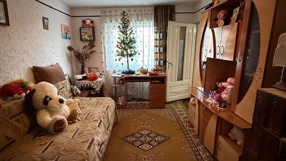 Casa 5 camere, foișor , garaj și teren 800mp cu toate utilitățile! - Poză 11