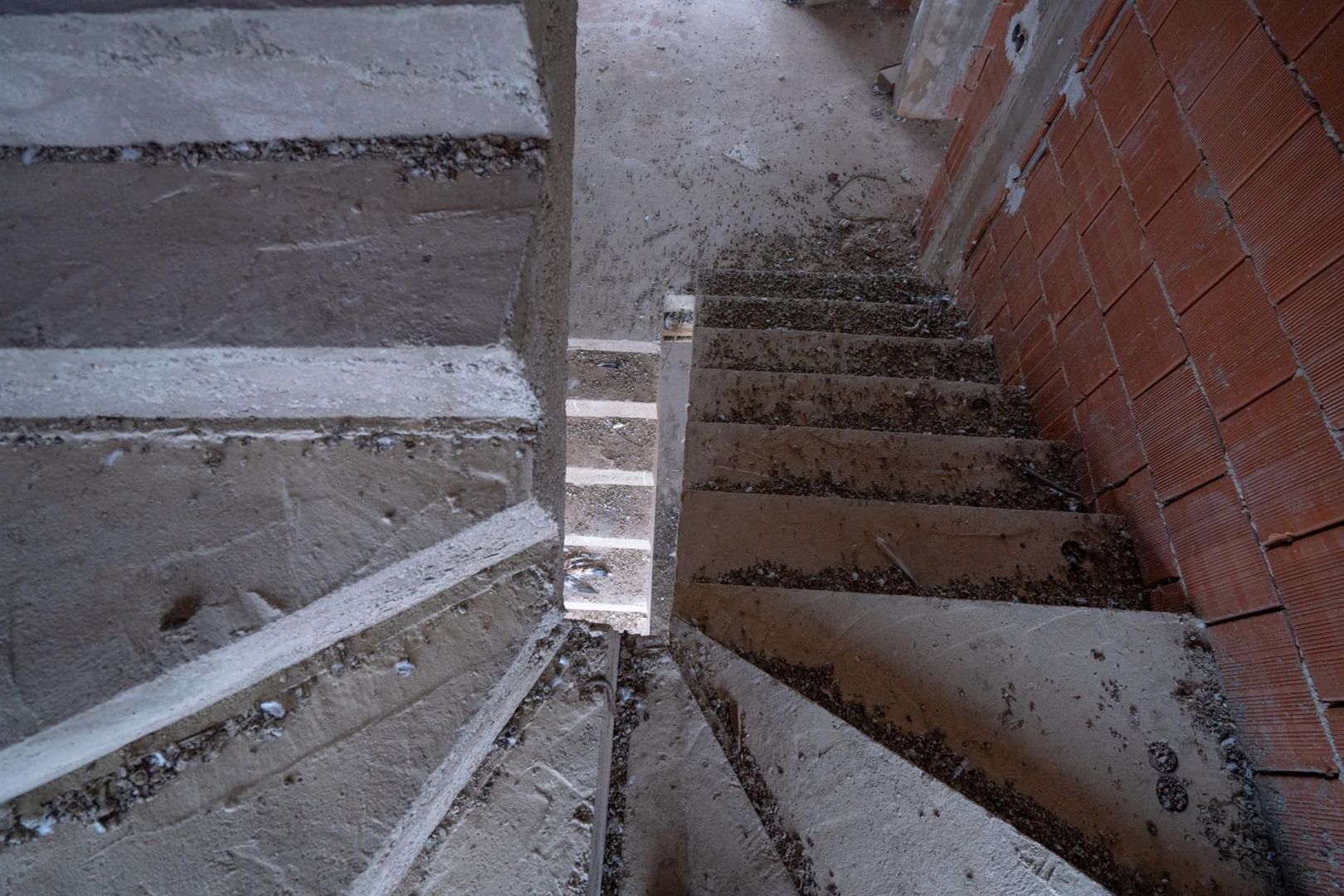 Casa de vanzare 7 camere P+E Sanmartin sat.Rontau - Poză 5