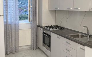 Apartament 2 camere, 51 mp utili, etaj 3, Cetate, zona Lic.. Militar - Poză 2