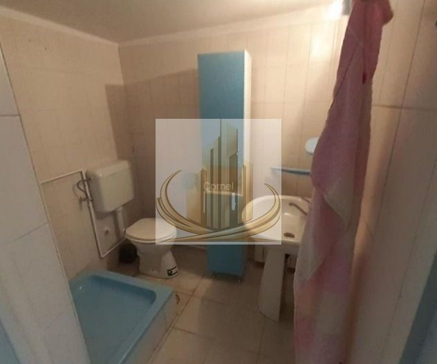 Apartament spațios – ideal locuință sau investiție - Poză 4