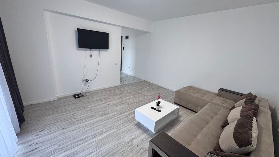 AP. 2 CAMERE- CURTE 60 MP, PARCARE INCLUSA, CENTRALA PROPRIE, MODERN - Poză 2