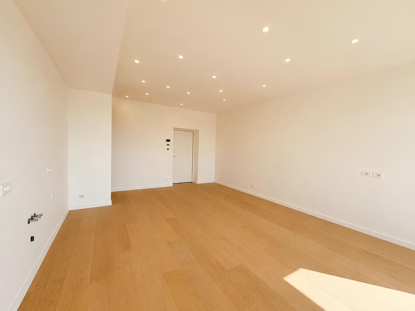 Apartament superb 3 camere I Aviatiei Tower Faza II I Vedere libera - Poză 9