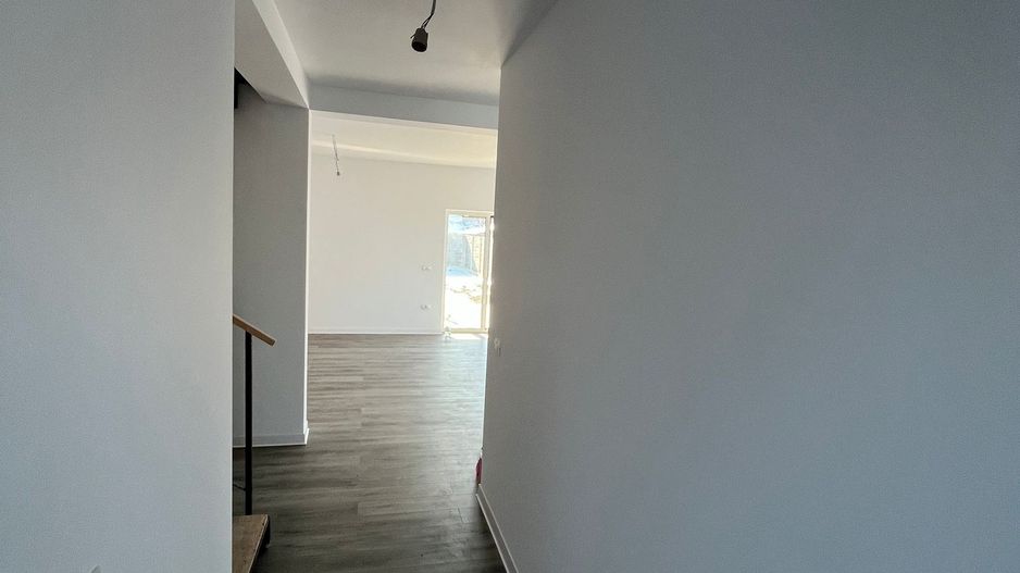 UTVIN , 4 CAMERE, DUPLEX - Poză 3