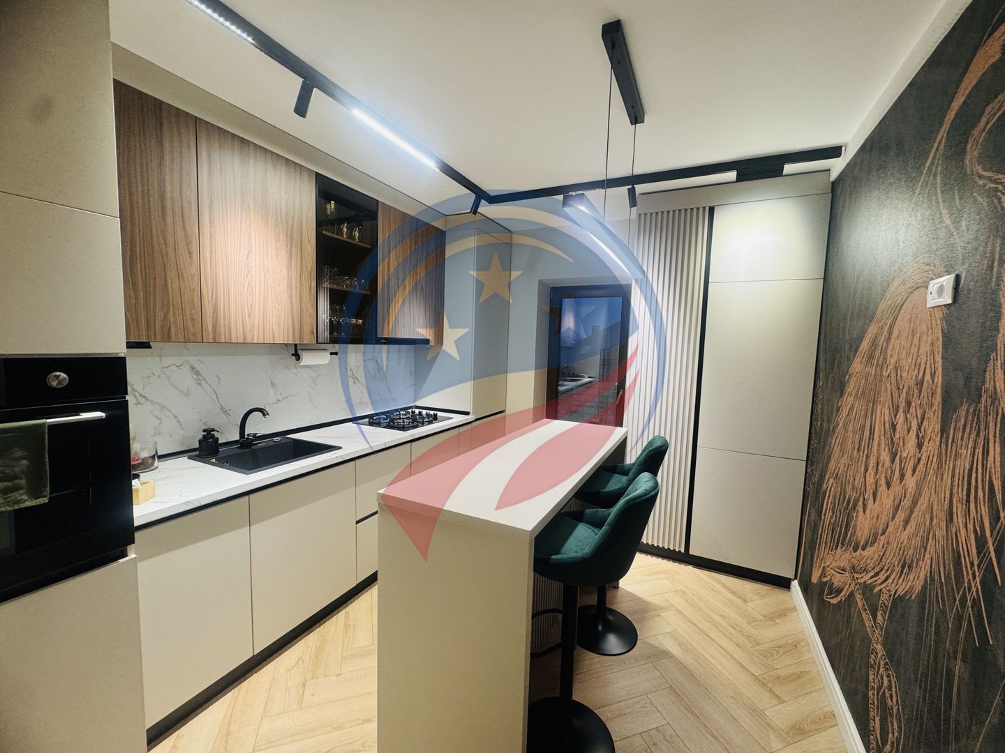 Super locație, super apartament 4 camere Ultracentral - Poză 38