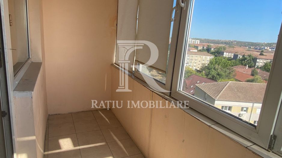 Apartament cu 3 camere de vanzare | Zona Nufarul | Oradea | - Poză 8