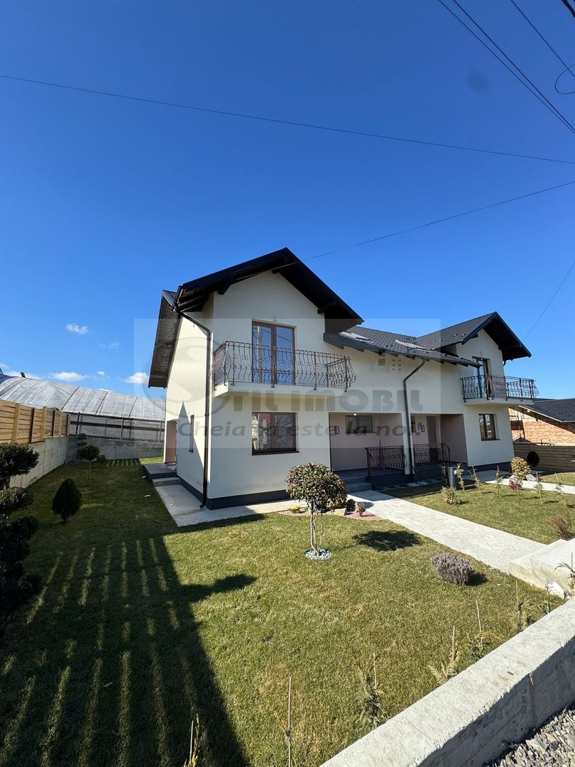 Casa moderna si spatioasa cu 4 camere si curte - zona Horpaz - 890€ - Poză 1