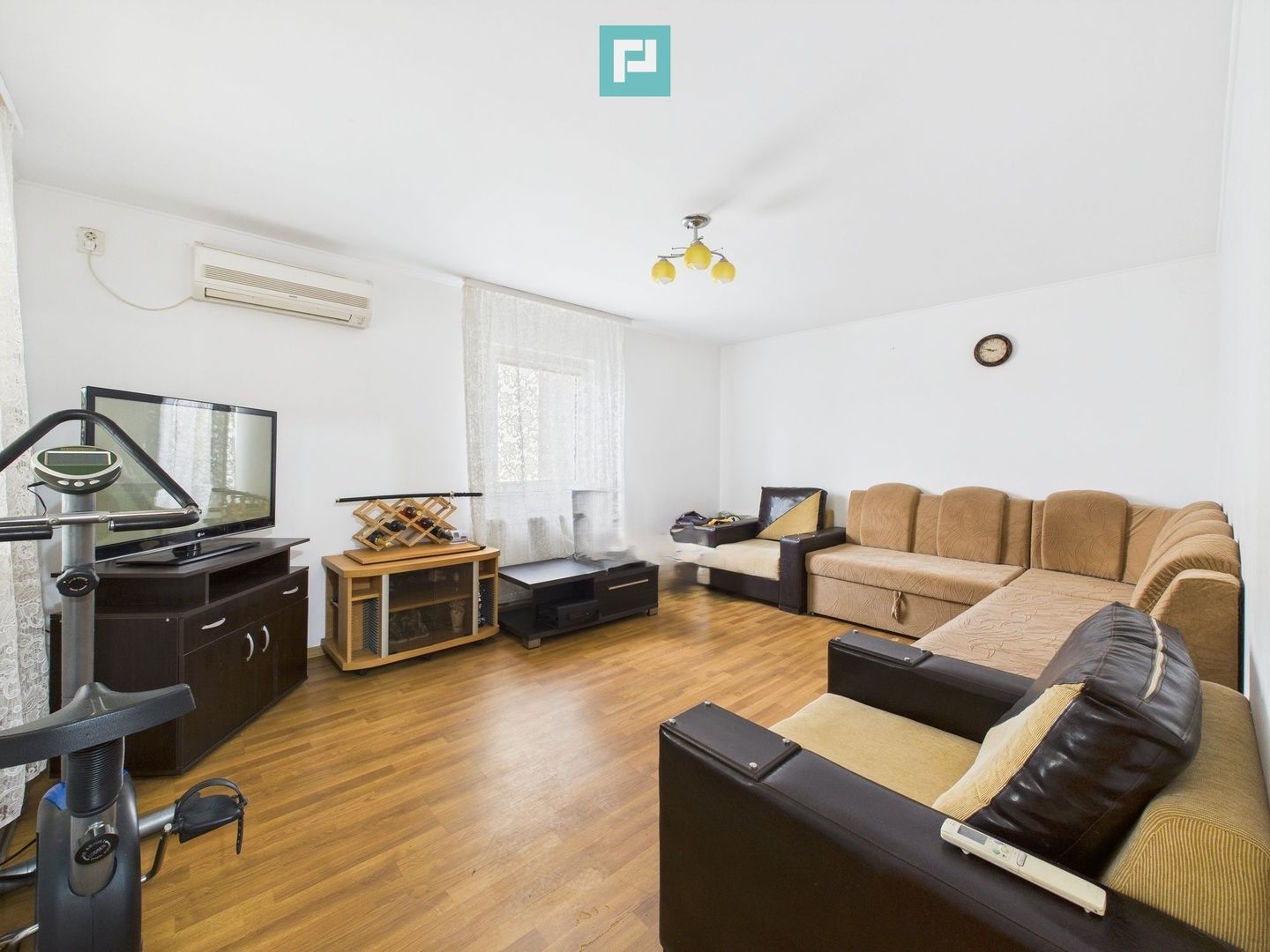 Adunații Copăceni Casă de vânzare Confort accesibilitate - Poză 3