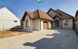 Vilă la sol cu 3 camere în Pârneava - Poză 22