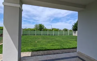 Locuinta individuala cu garaj- in stil mediteranean - Poză 27