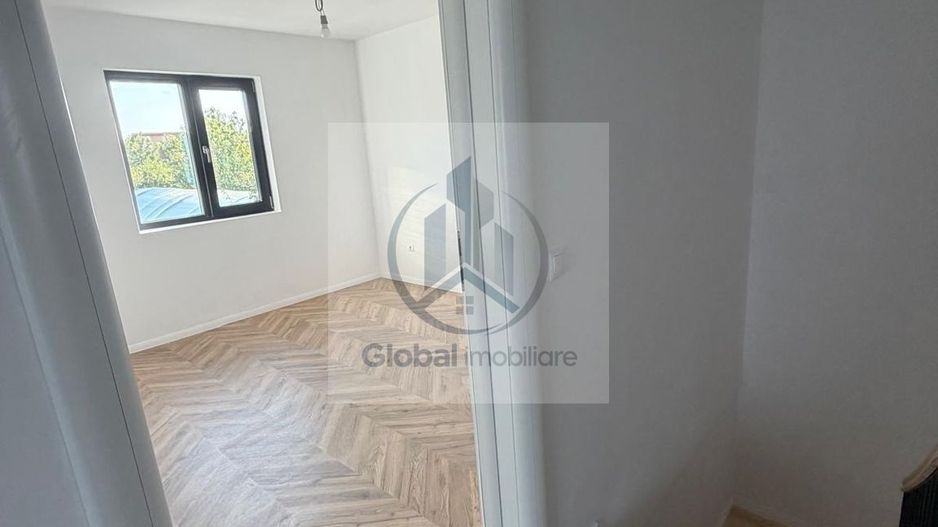 Casa de vânzare în Domnești, strada Ciutaci 5 camere - Poză 10