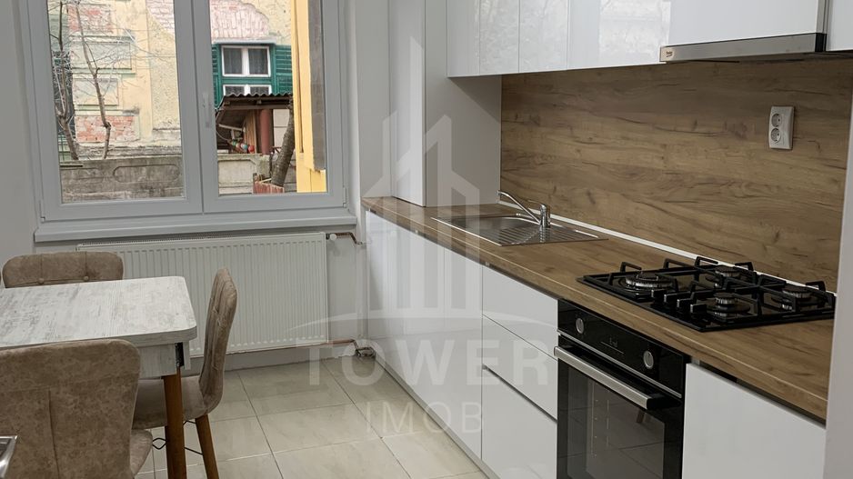 Casa duplex de închiriat, renovată | Zona Parcul Sub Arini - Poză 2