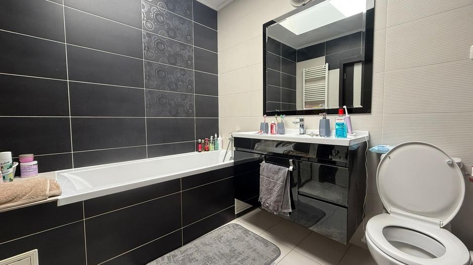 VILA MODERNA P+1 140MP CURTE 400MP BRAGADIRU CENTRAL - Poză 12