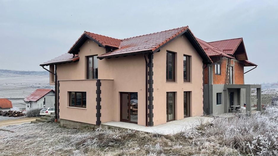 Casa Spatioasa cu Potential – Turda, Jud. Cluj - Poză 3